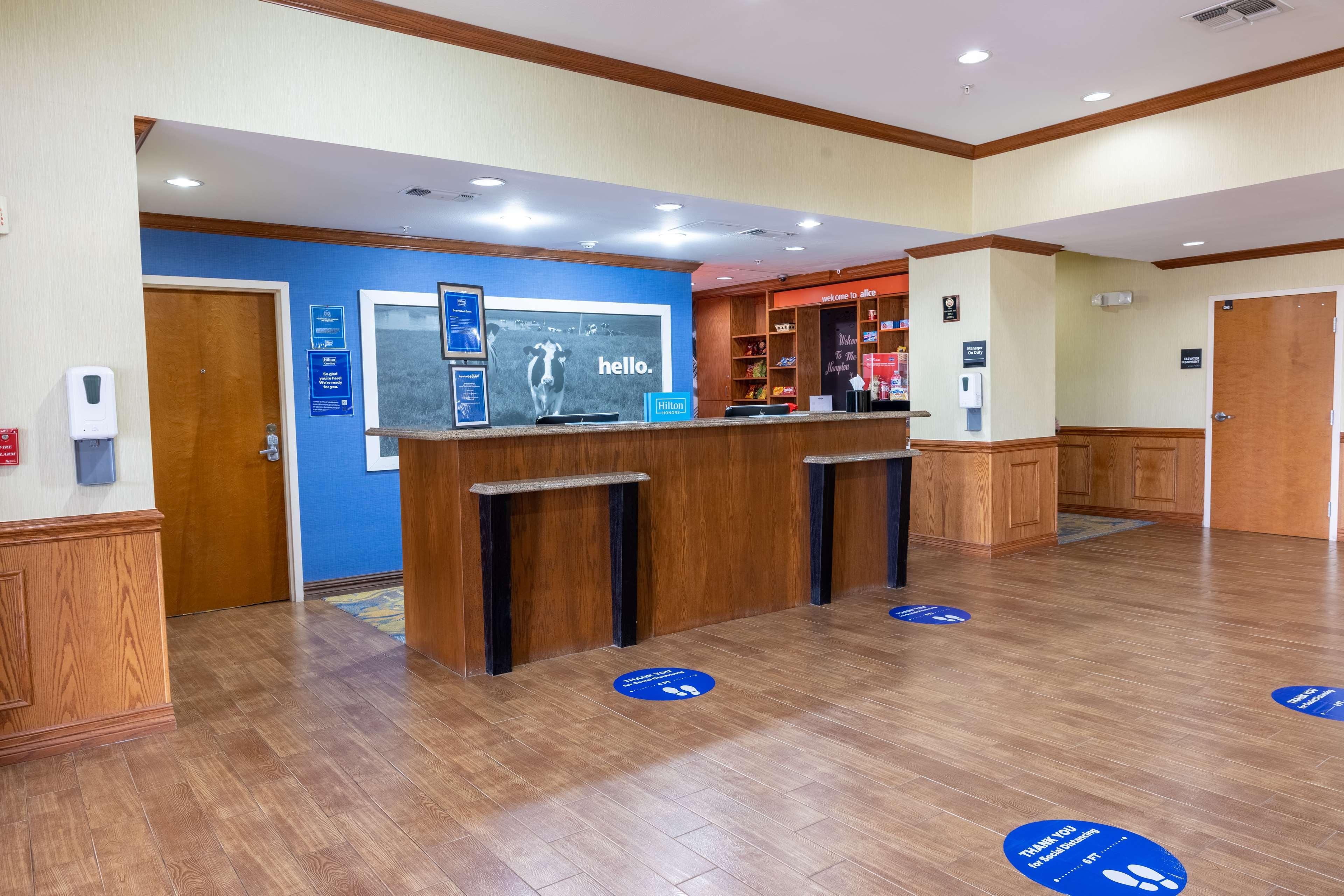 Hampton Inn Alice Luaran gambar